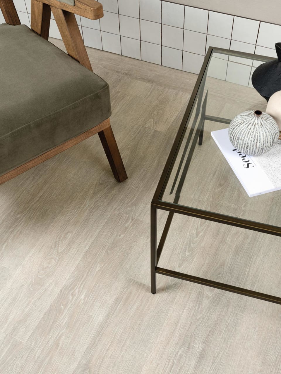 Seaboard Oak Beautifully designed LVT flooring by Amtico
